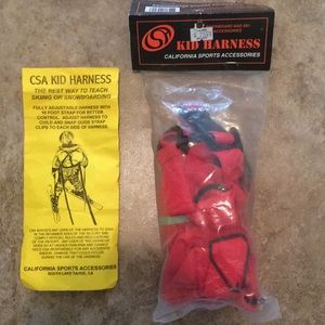 Kid ski harness, best way to teach skiing.